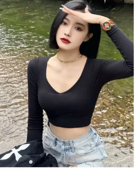 爽干短发美女