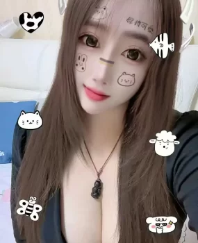 不机车爱配合的小骚货