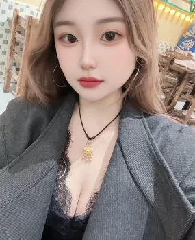 阿克苏紫荆花园