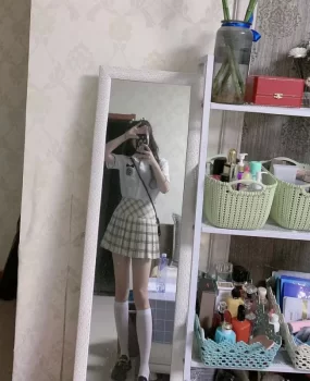 身高172的颜系媚女