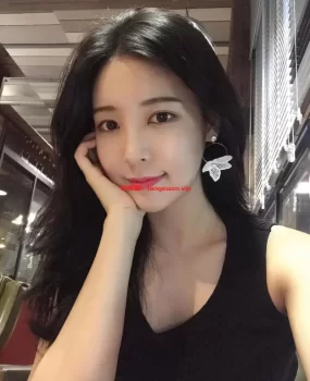 上海浦东气质御姐，天生的炮架子