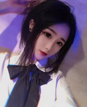 辽宁沈阳兼职美女，会冰，会火，会嗦螺，会裹，裹鸡巴，舔懒得，让我艹屁眼