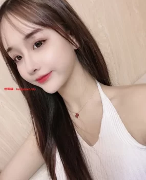 天津英语老师兼职，巨乳叫声真，奶子白又肥