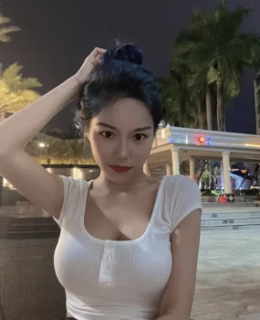 福州学生妹 身材高挑，丰满，曲线优美，小紧b